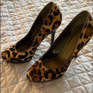 Leopard pumps 7 1/2  barely used. 4” heels .